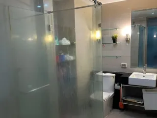 For sale 2 bedrooms condo in Ratchathewi, Bangkok
