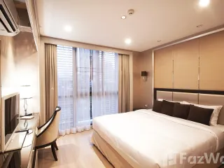 For rent 2 bedrooms apartment in Khlong Toei, Bangkok