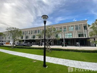For sale and for rent 3 bedrooms house in Saphan Sung, Bangkok