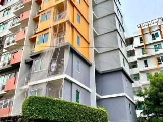 À vendre studio condo à Phra Khanong, Bangkok