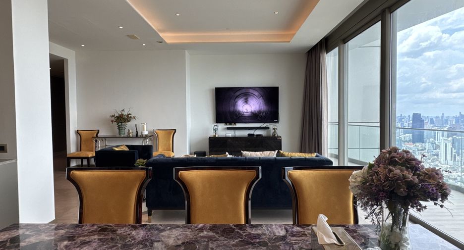 For sale 3 bedrooms condo in Khlong San, Bangkok