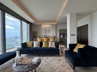 For sale 3 bedrooms condo in Khlong San, Bangkok