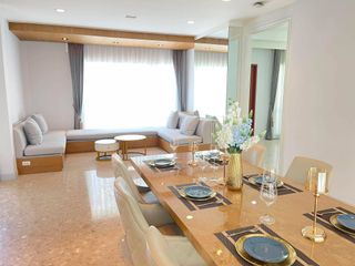 For rent 5 bedrooms house in Saphan Sung, Bangkok