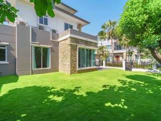 For rent 5 bedrooms house in Saphan Sung, Bangkok