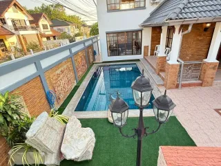 For Rent 5 Bedroom House In Bang Lamung, Chonburi