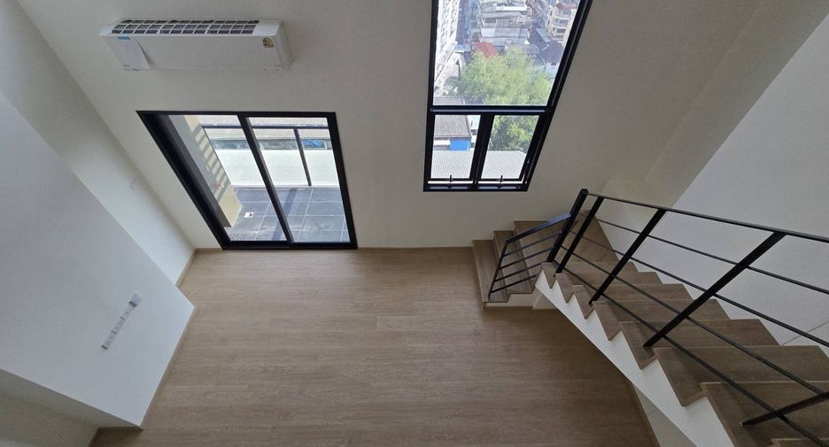 For sale 1 bed condo in Thon Buri, Bangkok