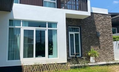 For rent 4 bedrooms house in Mueang Phuket, Phuket