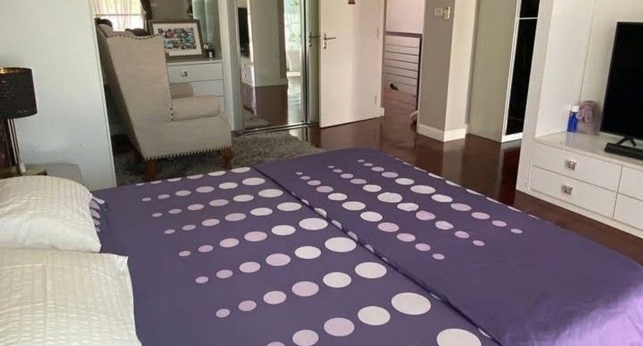 For rent 4 bedrooms house in Mueang Phuket, Phuket