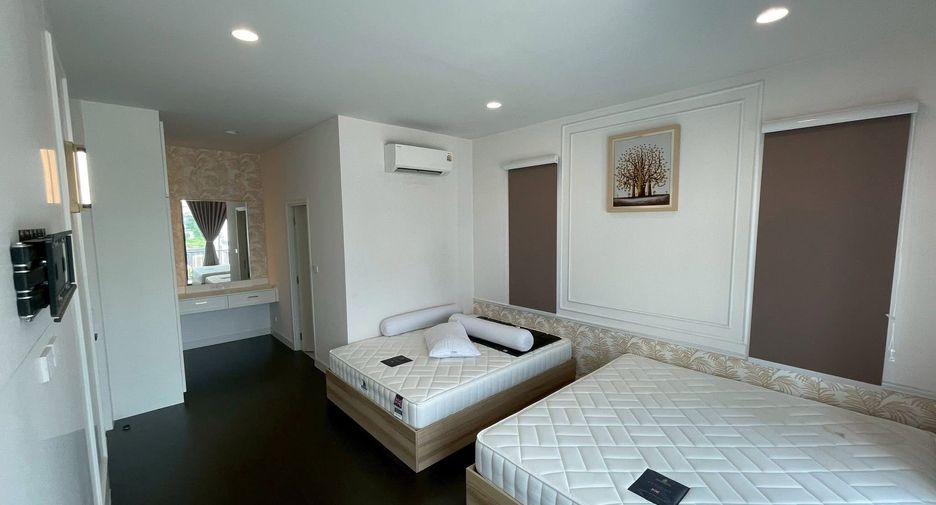 For rent 4 bedrooms house in Sai Mai, Bangkok