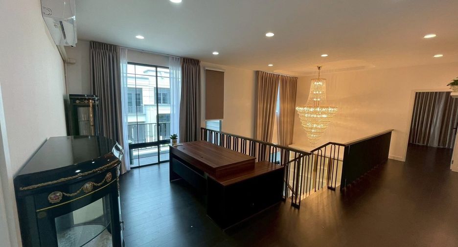 For rent 4 bedrooms house in Sai Mai, Bangkok