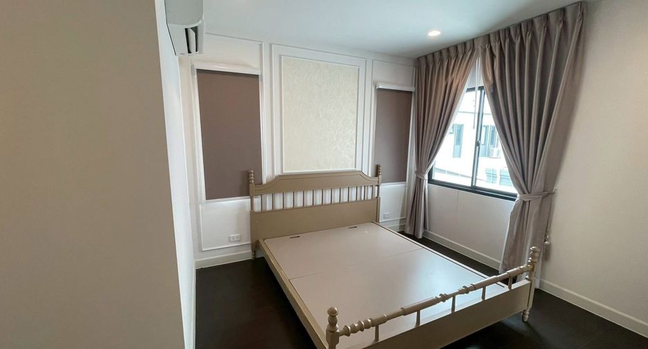 For rent 4 bedrooms house in Sai Mai, Bangkok