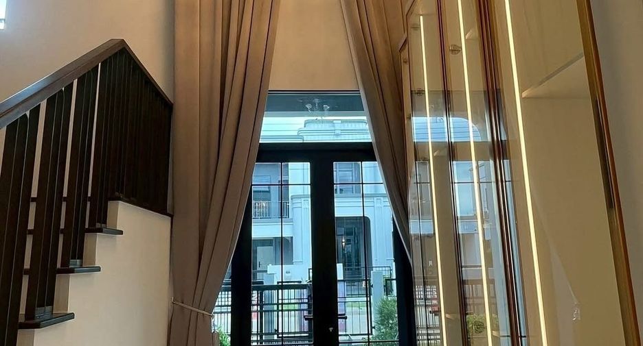 For rent 4 bedrooms house in Sai Mai, Bangkok