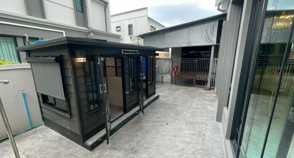 For rent 4 bedrooms house in Sai Mai, Bangkok