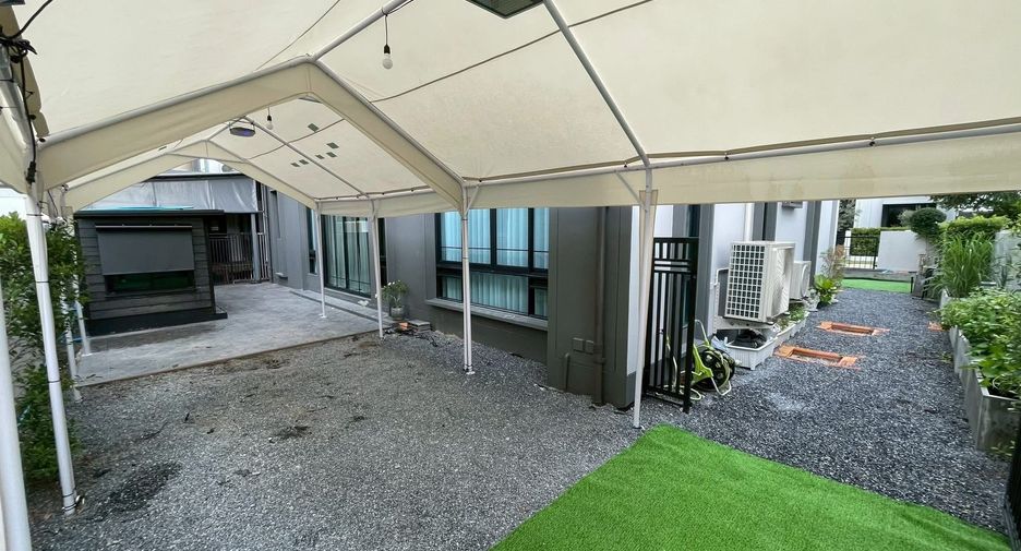 For rent 4 bedrooms house in Sai Mai, Bangkok