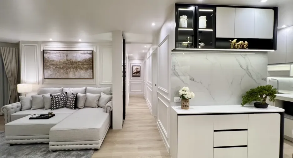 For sale 3 bedrooms condo in Yan Nawa, Bangkok