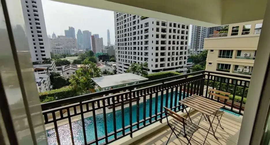 For rent 2 bedrooms condo in Watthana, Bangkok