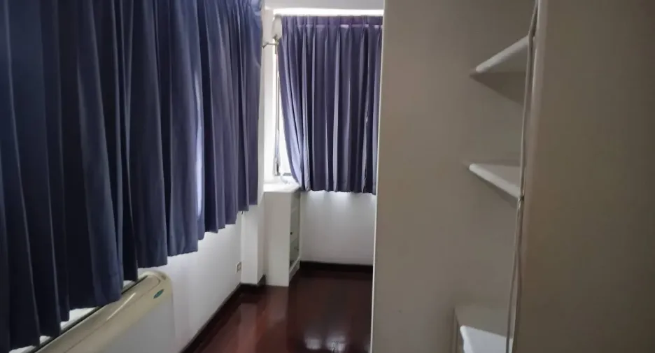 For sale 3 bedrooms house in Watthana, Bangkok