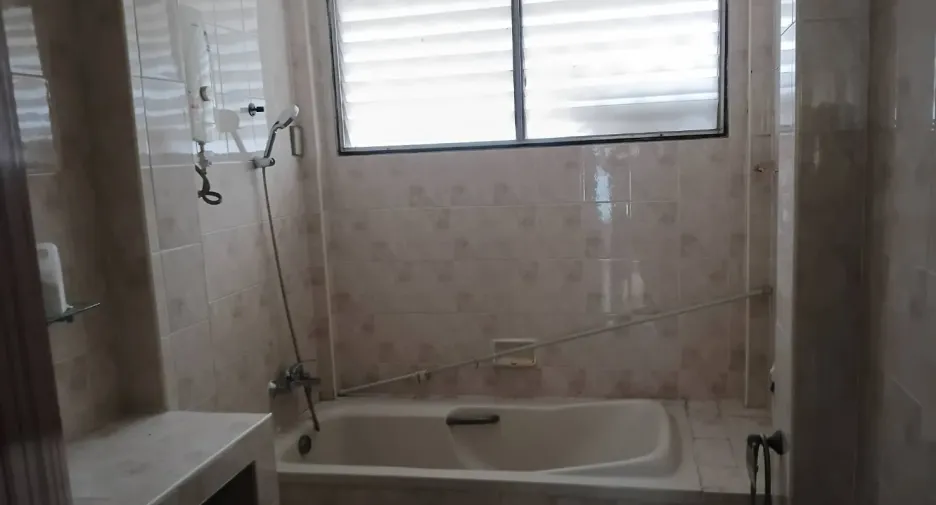 For sale 3 bedrooms house in Watthana, Bangkok