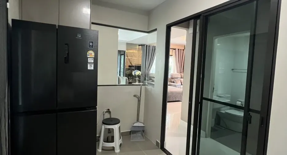 À louer 4 chambres maison à Bang Phli, Samut Prakan