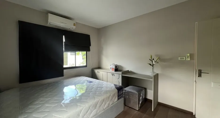 À louer 4 chambres maison à Bang Phli, Samut Prakan