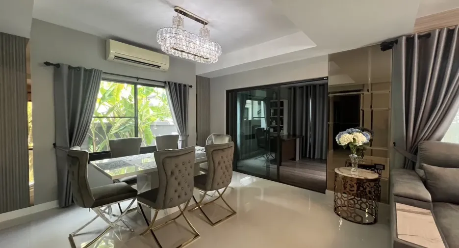 À louer 4 chambres maison à Bang Phli, Samut Prakan