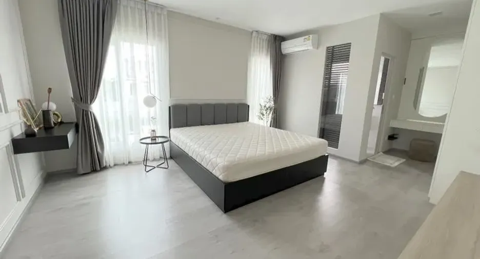 For rent and for sale 2 bedrooms house in Prawet, Bangkok