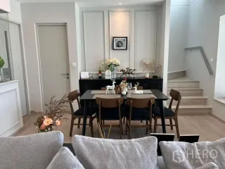 For rent and for sale 2 bedrooms house in Prawet, Bangkok