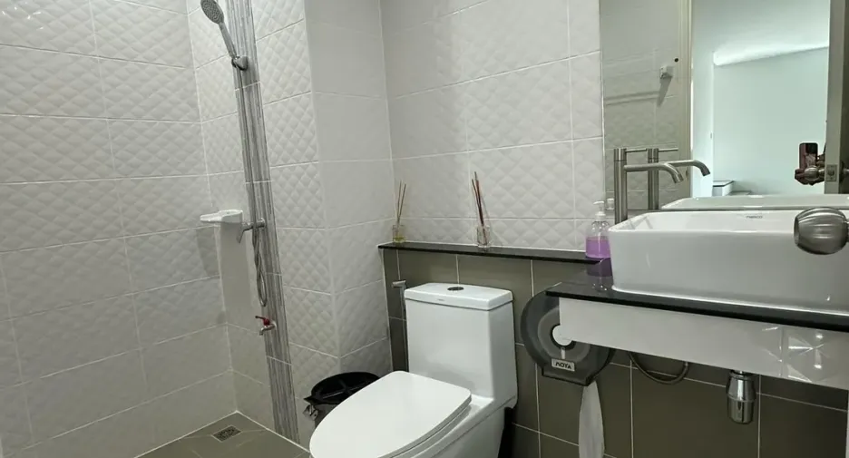 Büro zur Miete mit 6 Zimmer in Khlong Luang, Pathum Thani
