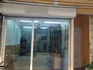 Gewerbefläche zum Kauf mit 3 Zimmer in Phra Khanong, Bangkok