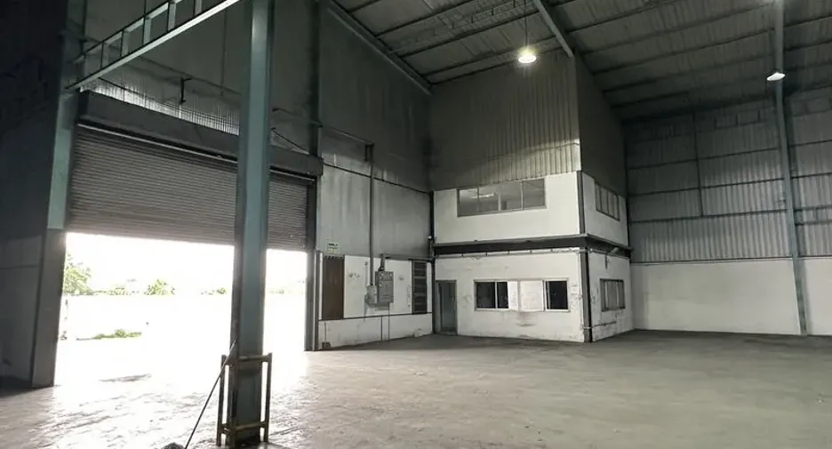 À louer entrepôt à Mueang Samut Prakan, Samut Prakan