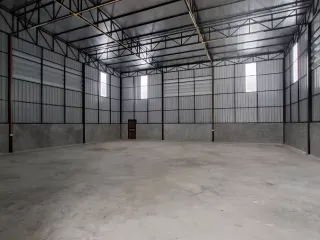 Almacén en alquiler y en venta en Lam Luk Ka, Pathum Thani
