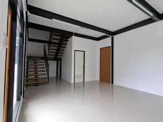 Almacén en alquiler y en venta en Lam Luk Ka, Pathum Thani