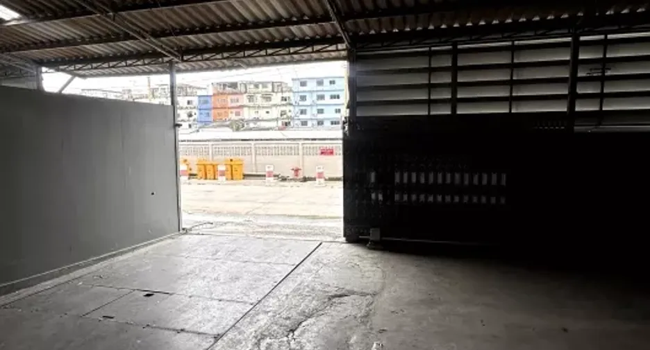 À louer entrepôt à Bang Phli, Samut Prakan