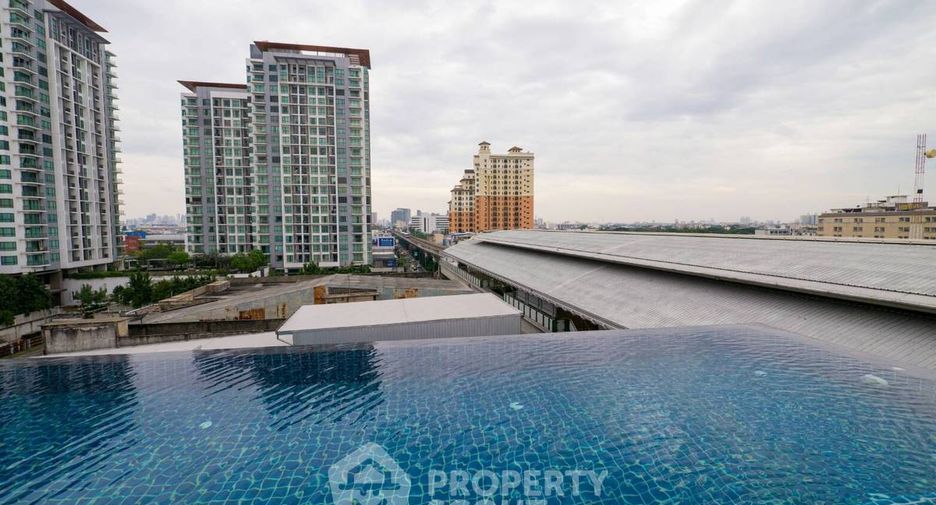 For sale 1 bed condo in Phra Khanong, Bangkok