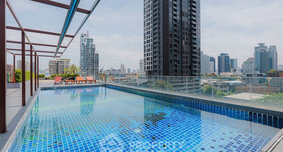 For sale 1 Beds condo in Khlong Toei, Bangkok