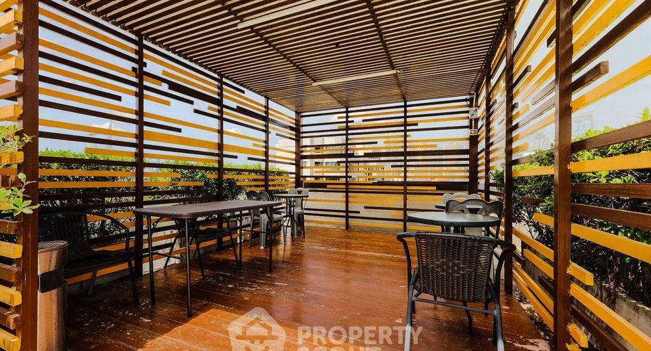 For sale 1 Beds condo in Khlong Toei, Bangkok