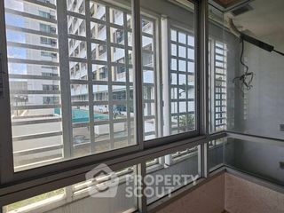 For sale 1 bed condo in Bang Kho Laem, Bangkok