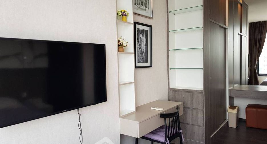 Condo en venta de 2 habitaciones en Khlong Toei, Bangkok