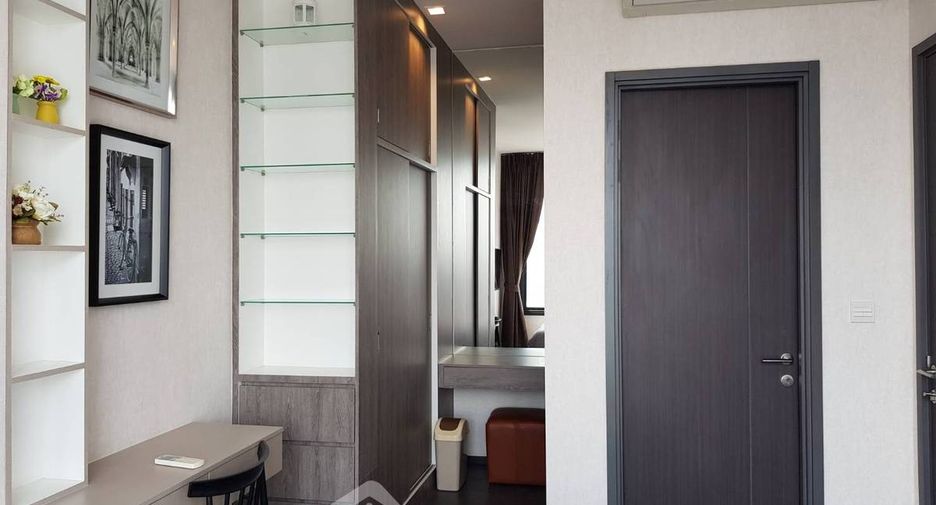 Condo en venta de 2 habitaciones en Khlong Toei, Bangkok