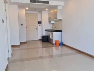 À vendre 1 chambre condo à Huai Khwang, Bangkok