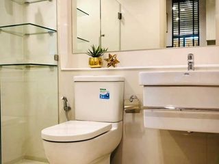 For rent 1 bed condo in Pathum Wan, Bangkok