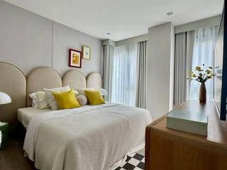 For rent 3 bedrooms condo in Huai Khwang, Bangkok