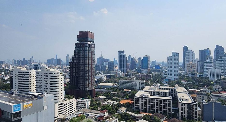 ให้เช่า 2 ห้องนอน คอนโด ใน วัฒนา, กรุงเทพฯ
