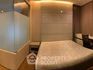 For rent 2 bedrooms condo in Sathon, Bangkok