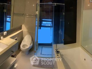 For rent 2 bedrooms condo in Sathon, Bangkok