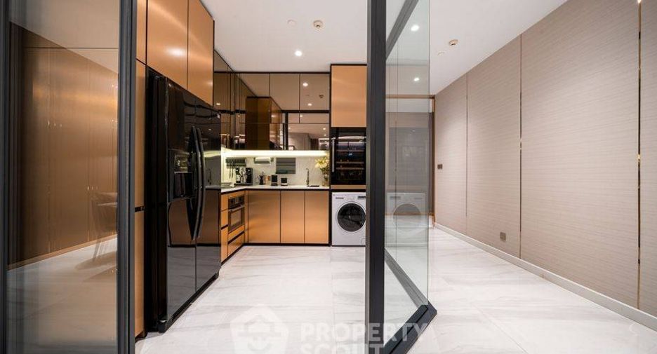 À vendre 3 chambres condo à Sathon, Bangkok