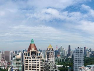 For sale 3 bedrooms condo in Sathon, Bangkok