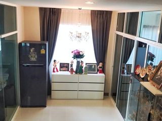 For sale 4 bedrooms house in Taling Chan, Bangkok