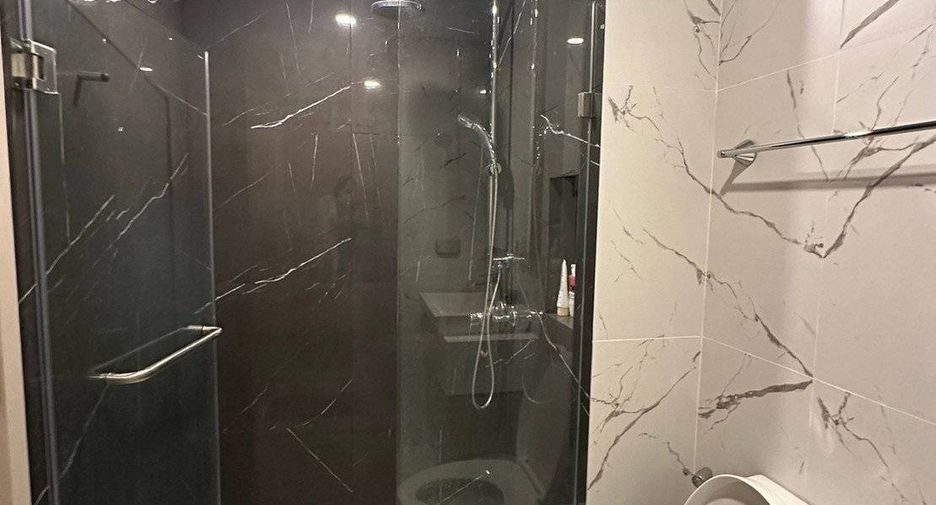 For sale 1 bed condo in Yan Nawa, Bangkok