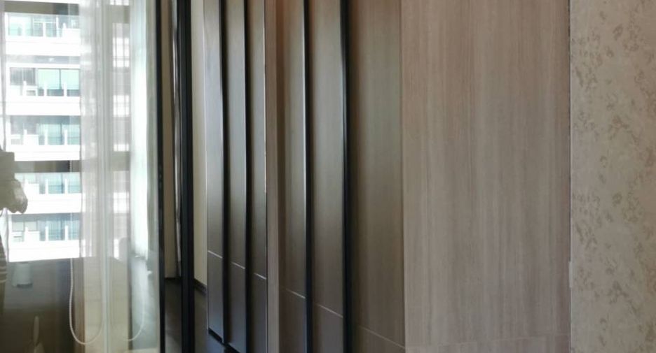 For sale 1 bed condo in Khlong Toei, Bangkok